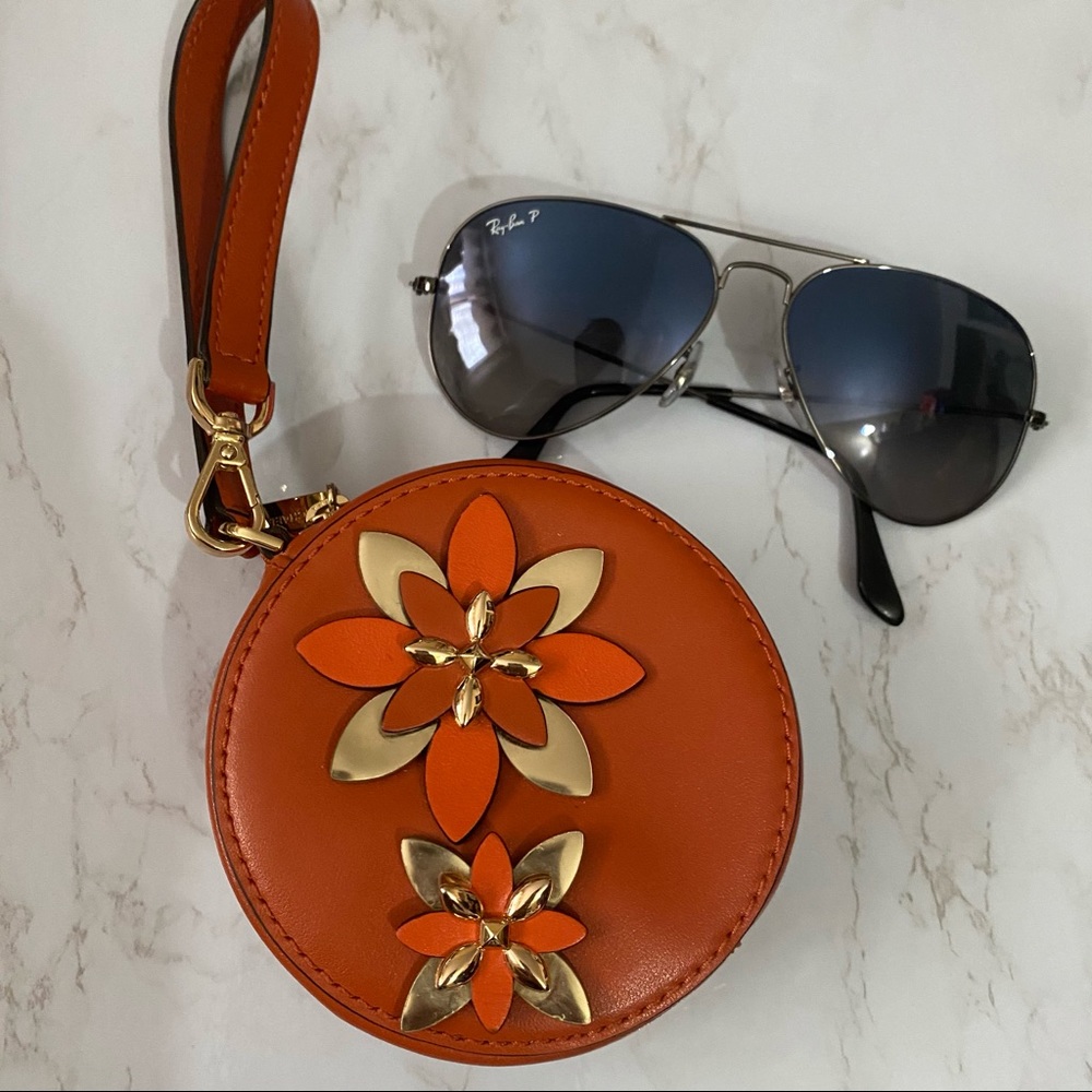 Michael Kors Wristlet - Picture 5 of 7